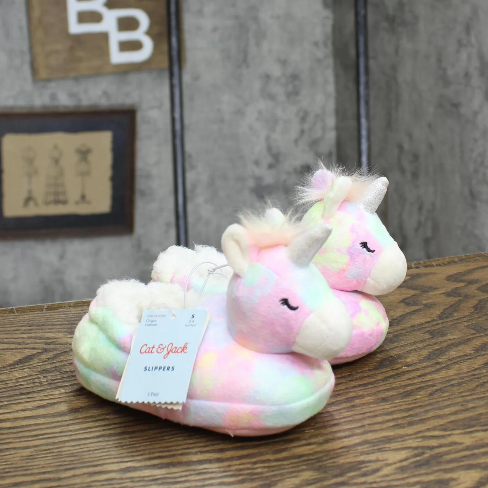 Cat & Jack Toddler Girls Magic Unicorn Slippers 88507590 Pink Multi S