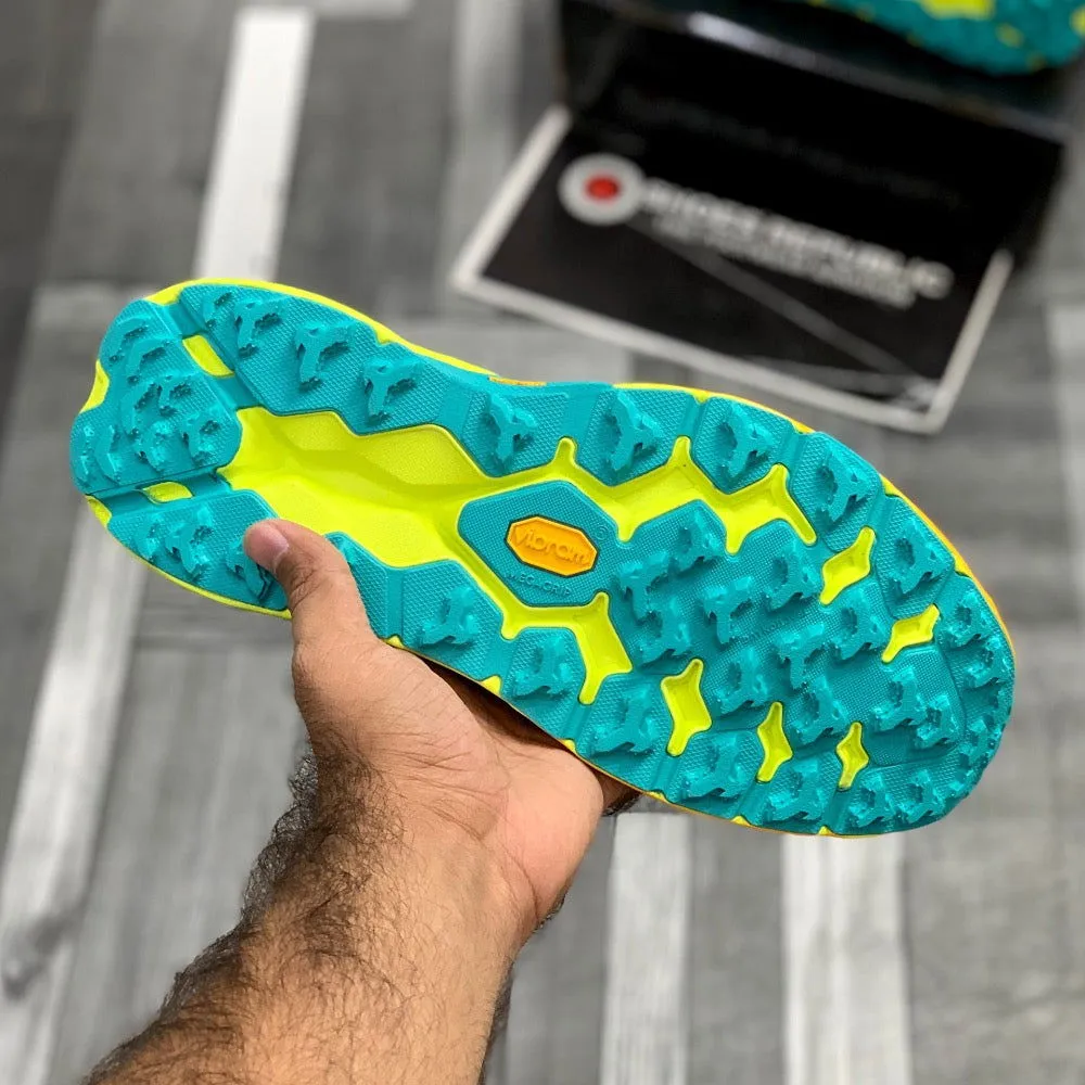 Hoka SpeedGoat 5 (Hyper Black)