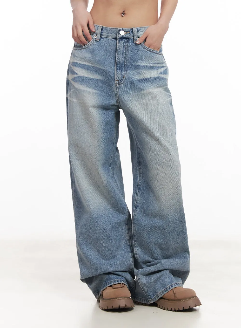 Jenalyn Wide-Leg Jeans CM505