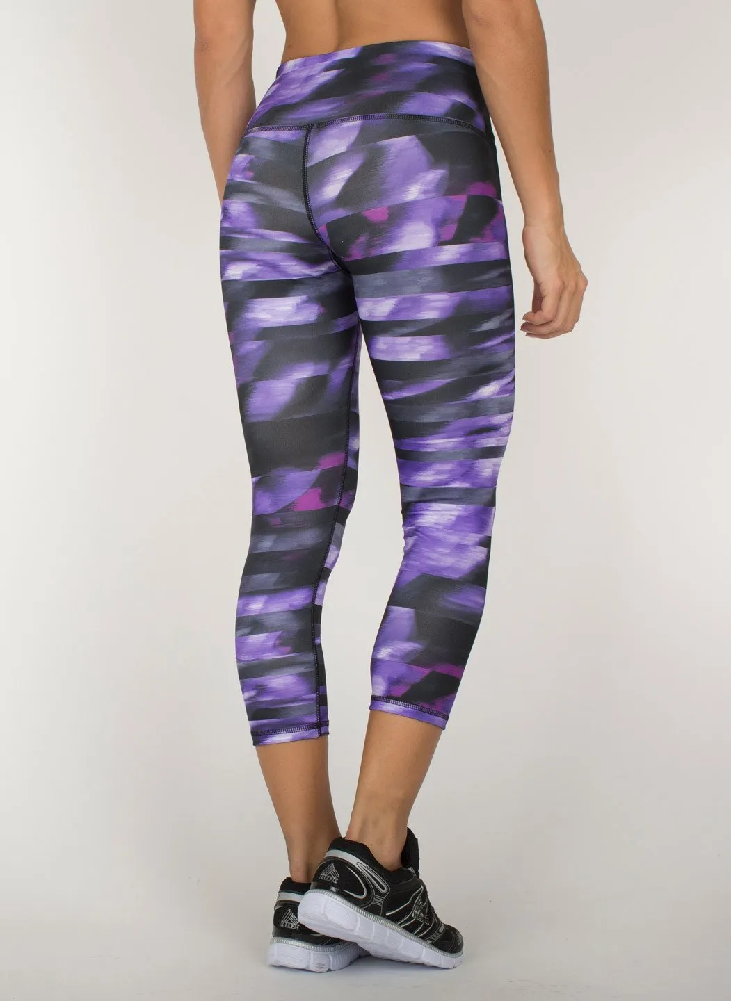 Lumen Streak Capris
