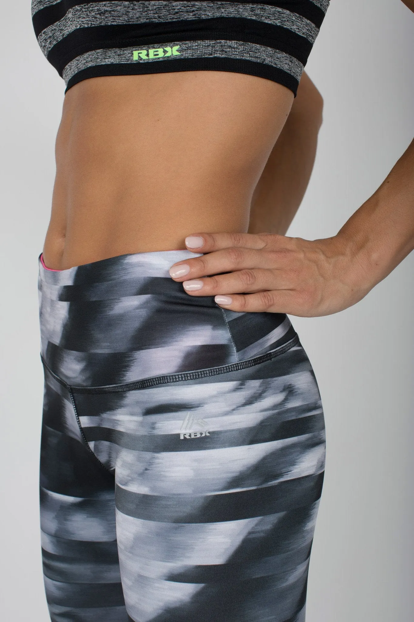 Lumen Streak Capris