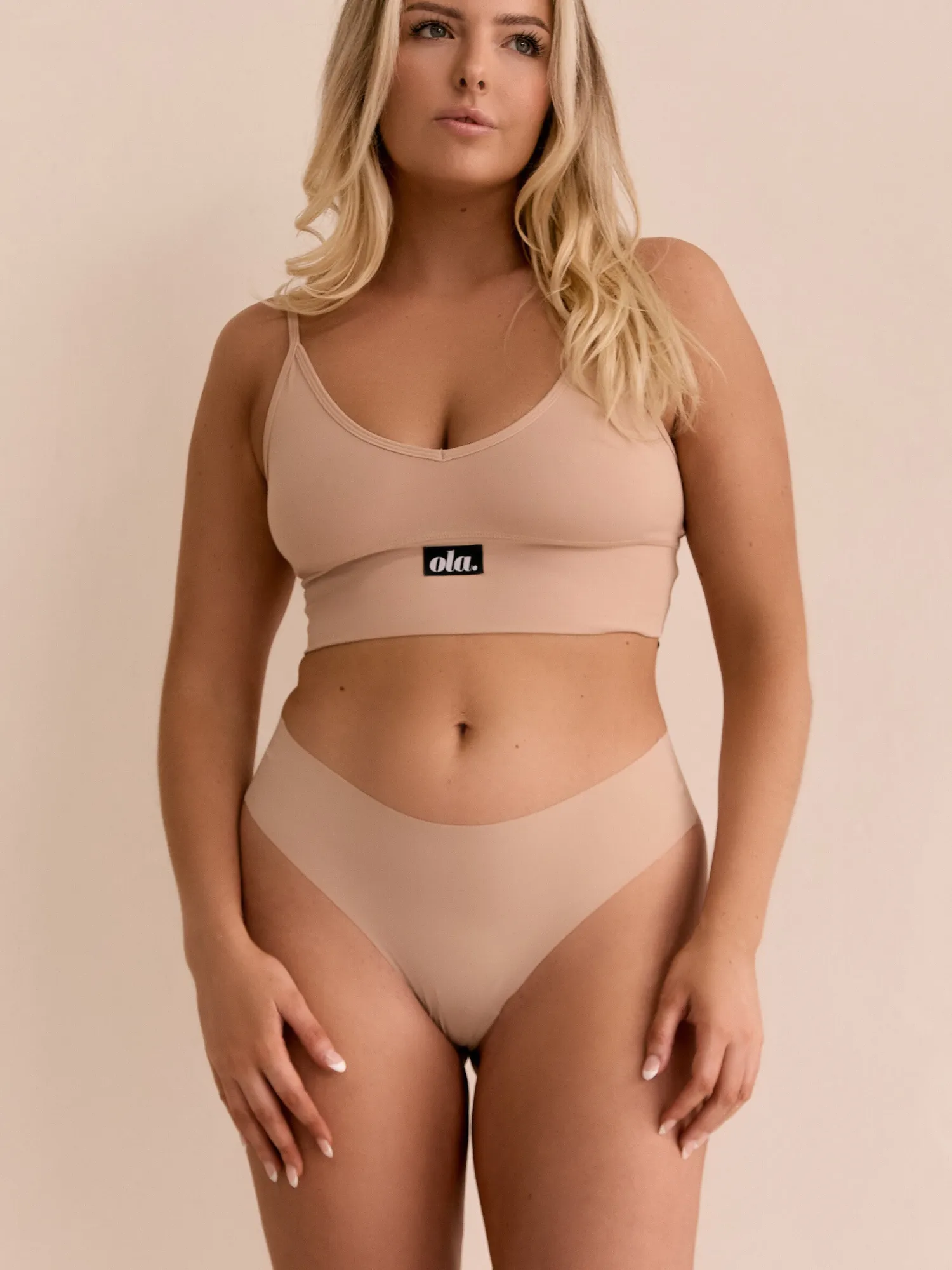 V Crop Bralette