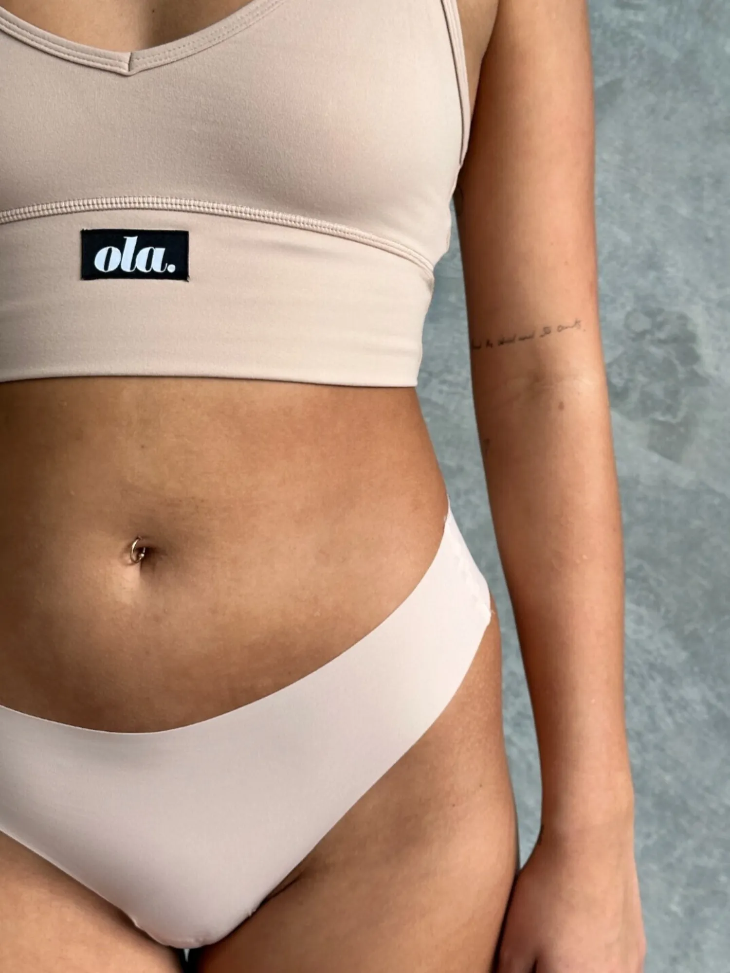 V Crop Bralette