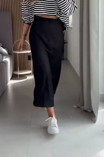 Women's Casual Comfortable Solid Color Satin Skirt